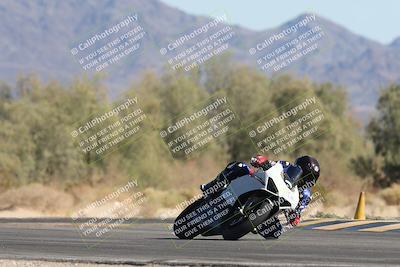 media/Oct-30-2025-Racers Edge (Thu) [[dabbdaf680]]/2-A Group/Session 5 (Turn 7)/